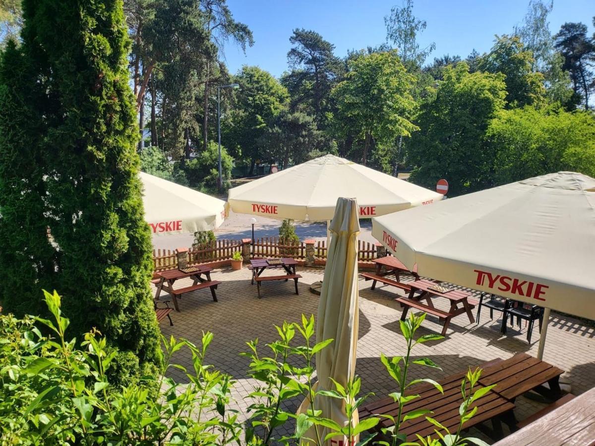 Powidz Lakeside Hotel & Restaurant מראה חיצוני תמונה